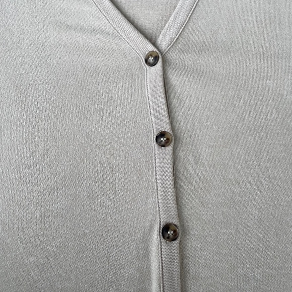Top: H&M Light Beige Button Down Tie Waist Cardigan - Picture 7 of 11
